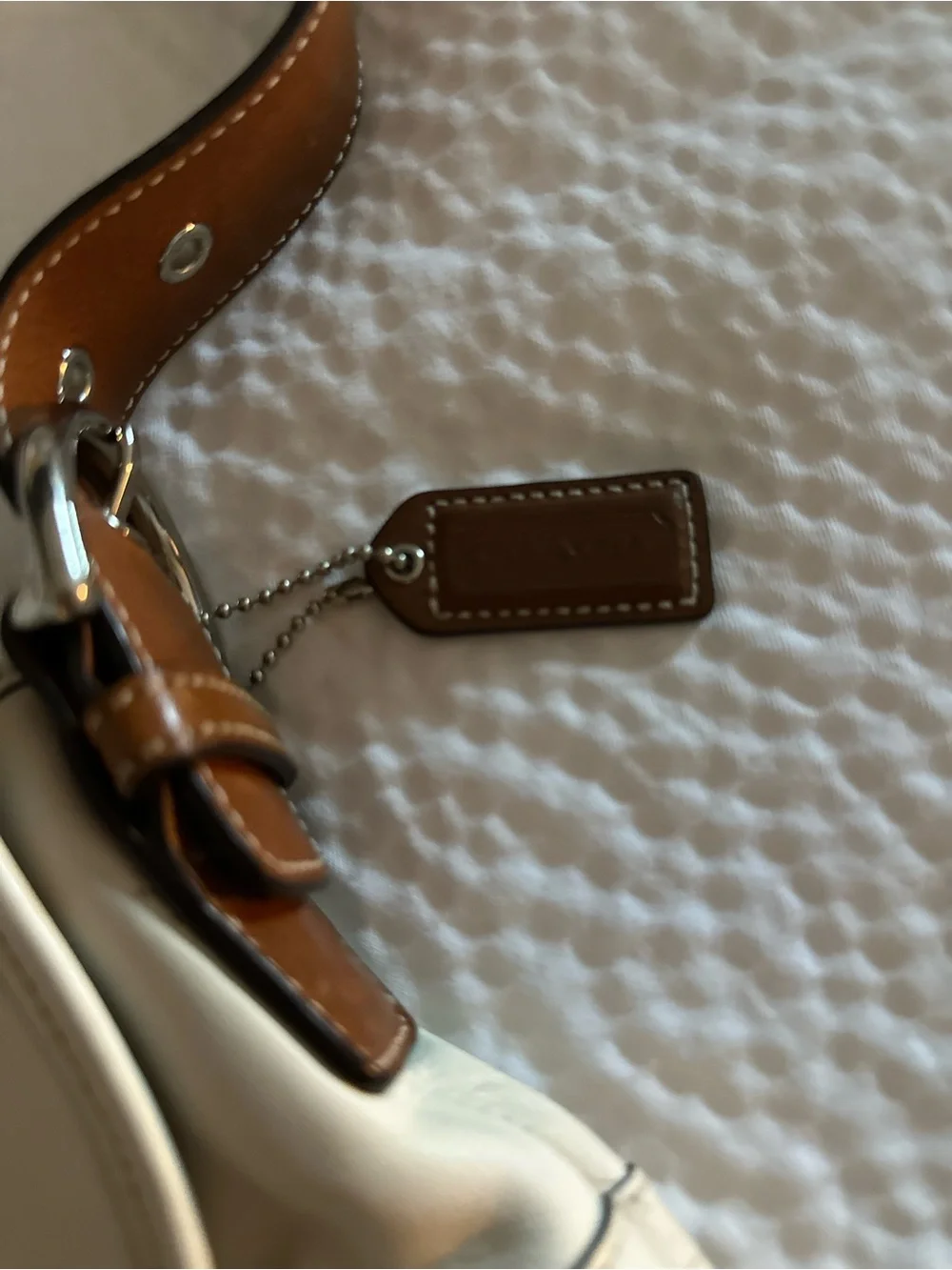 Coach elegant cream